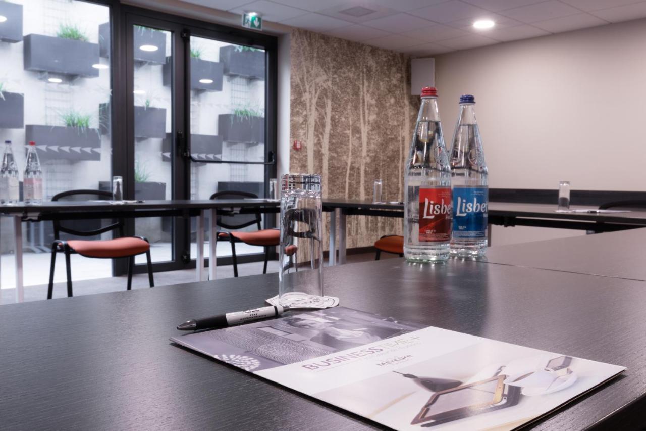Aparthotel Adagio Bale Mulhouse Aeroport Blotzheim Exteriör bild